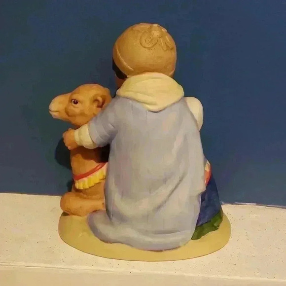 The U.N. Children Figurine-Khalil from Morocco - Picture 2 of 6